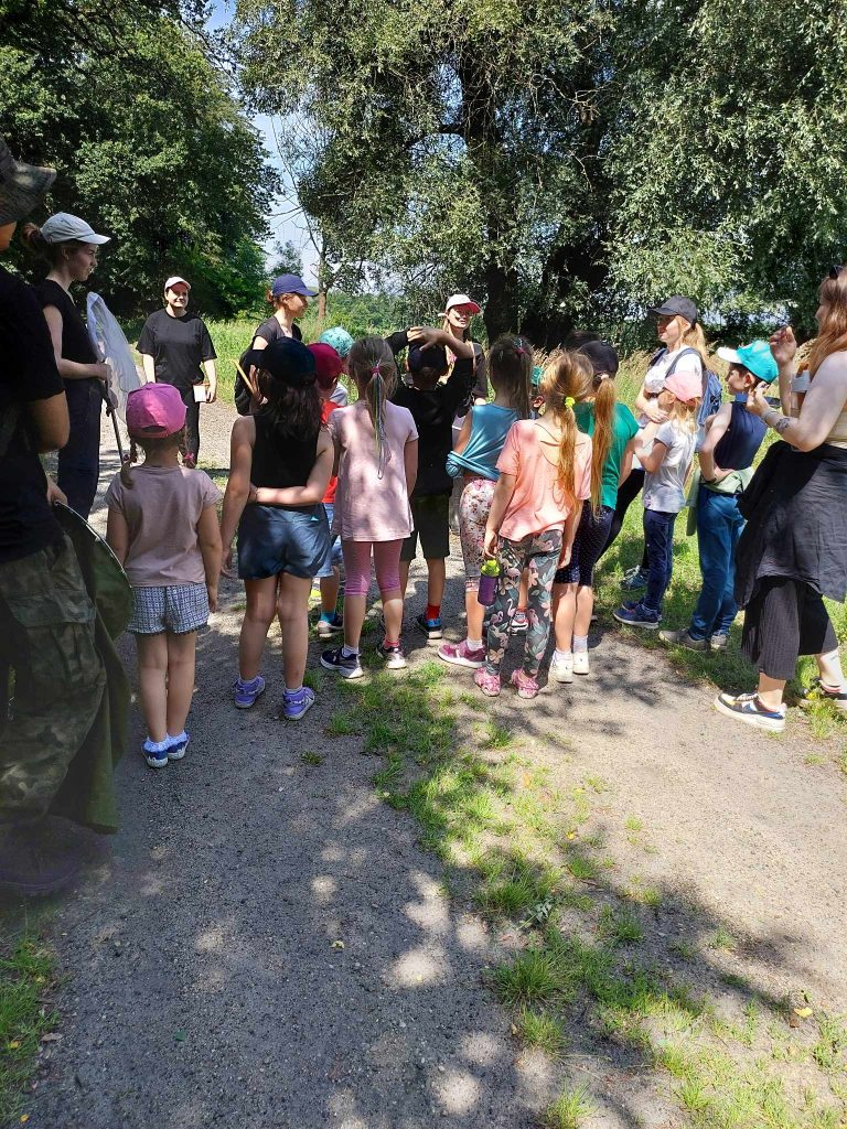 W roli nauczycieli nasi studenci. Słuchacze z półkolonii dla dzieci uniwersyteckich fot.. A..Kilian